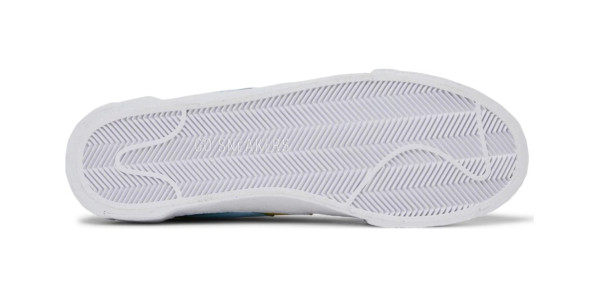 Унисекс кроссовки Nike KAWS x sacai x Blazer Low &amp;#039;Neptune Blue&amp;#039;