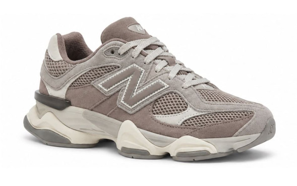 Мужские кроссовки New Balance 9060 Brown/Beige