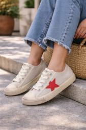 Golden Goose V-Star 2 Distressed Sneakers Textile Beige